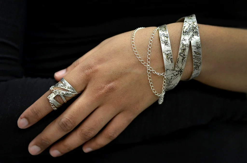 ring and bangle - vaz.jpeg