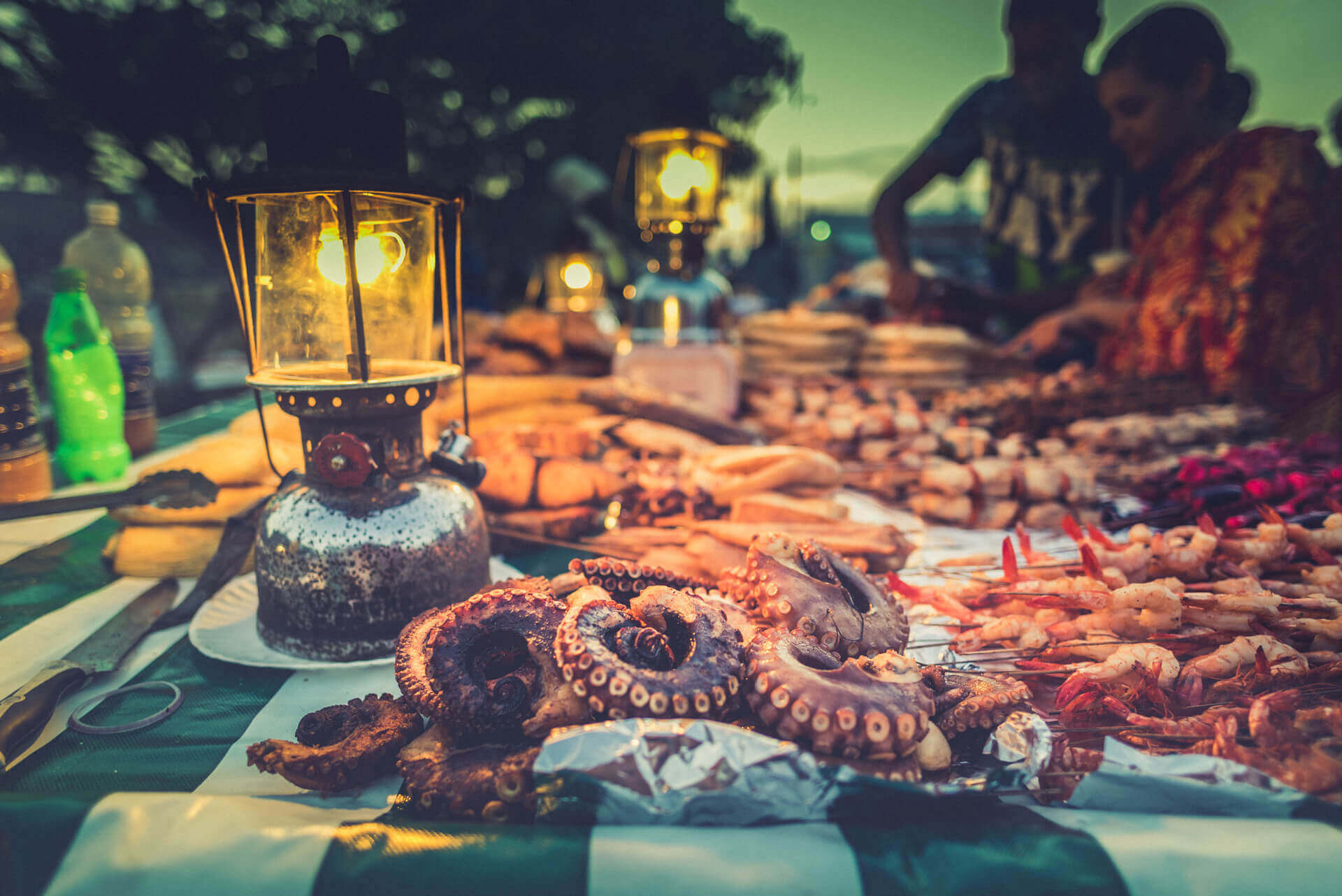 zanzibar-stonetown-market-harbour-street-food-octopus.jpg