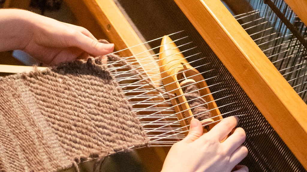 Aneesa Shami studio_private textile lessons.jpg