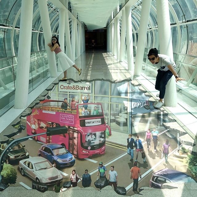Happy Thursday! For the next 3 posts, we will be sharing an activation we did for Orchard gateway, Singapore. We really do miss shopping within our malls 😢⠀
⠀
 #3dartsg #3dtrickart #3dillusion #3dmuseum #3dmural #3dpainting #trickart #illusionart #a