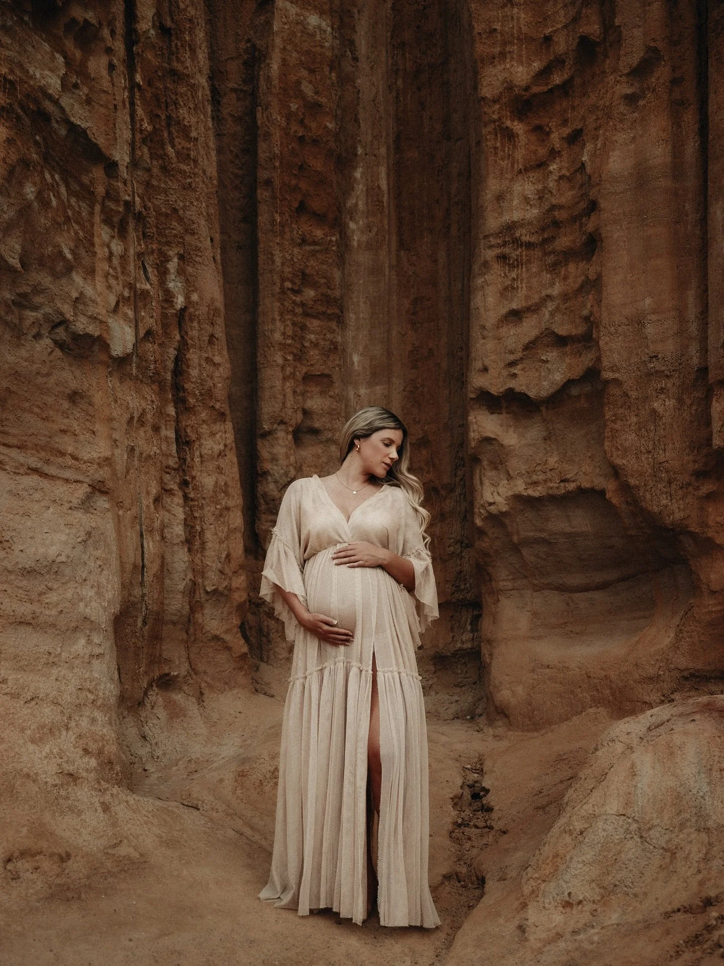 Making the most of the overcast weather we&rsquo;re getting with this glowing mumma-to-be 🍃 How gorgeous does she look in the Kya Gown! A true favourite from the client wardrobe (no small feat when there&rsquo;s now 30 stunningg gowns to choose from