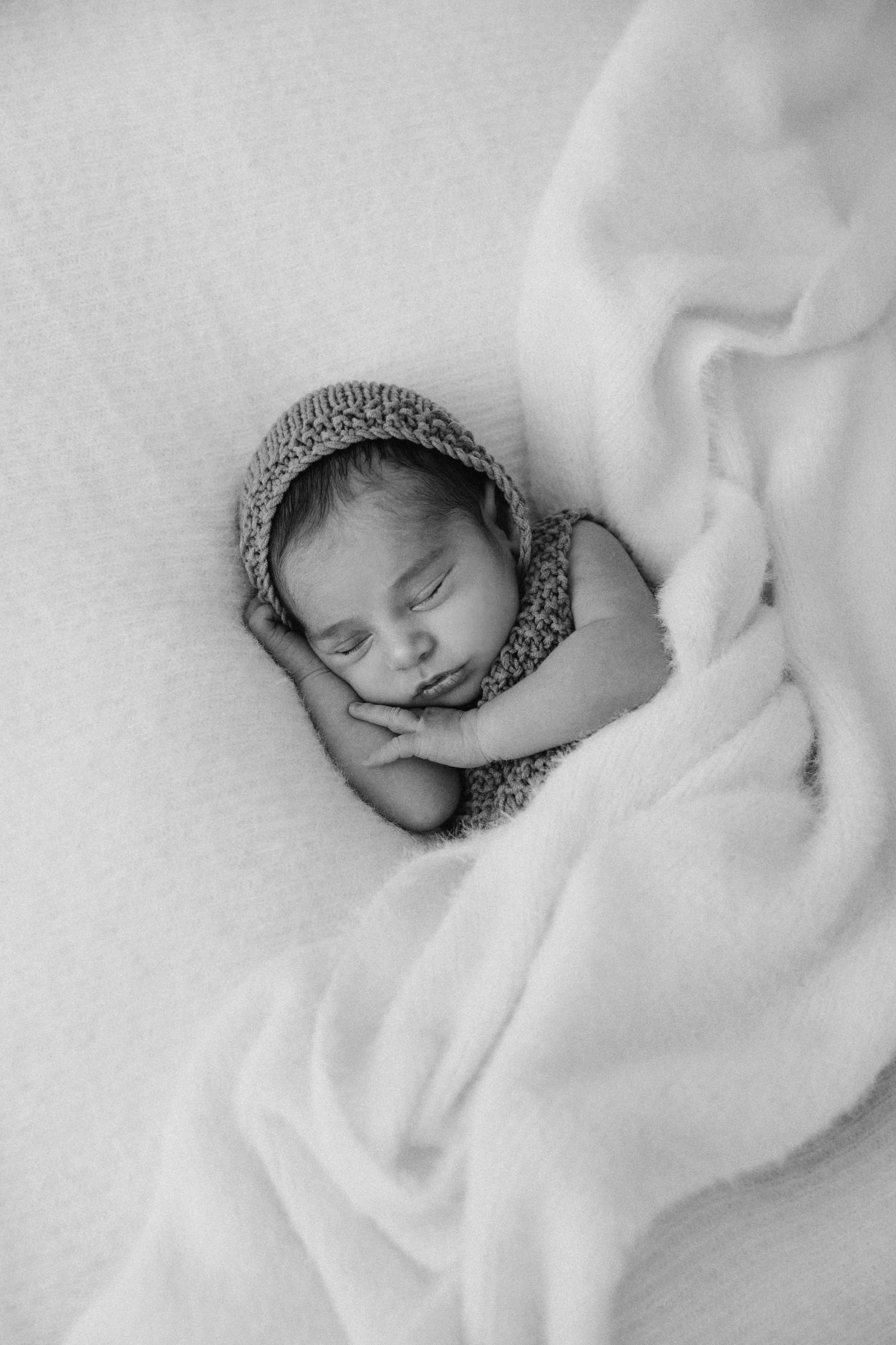 A26I5164_WILD ELEMENTS IMAGERY_NEWBORN_PHOTOGRAPHY.jpg