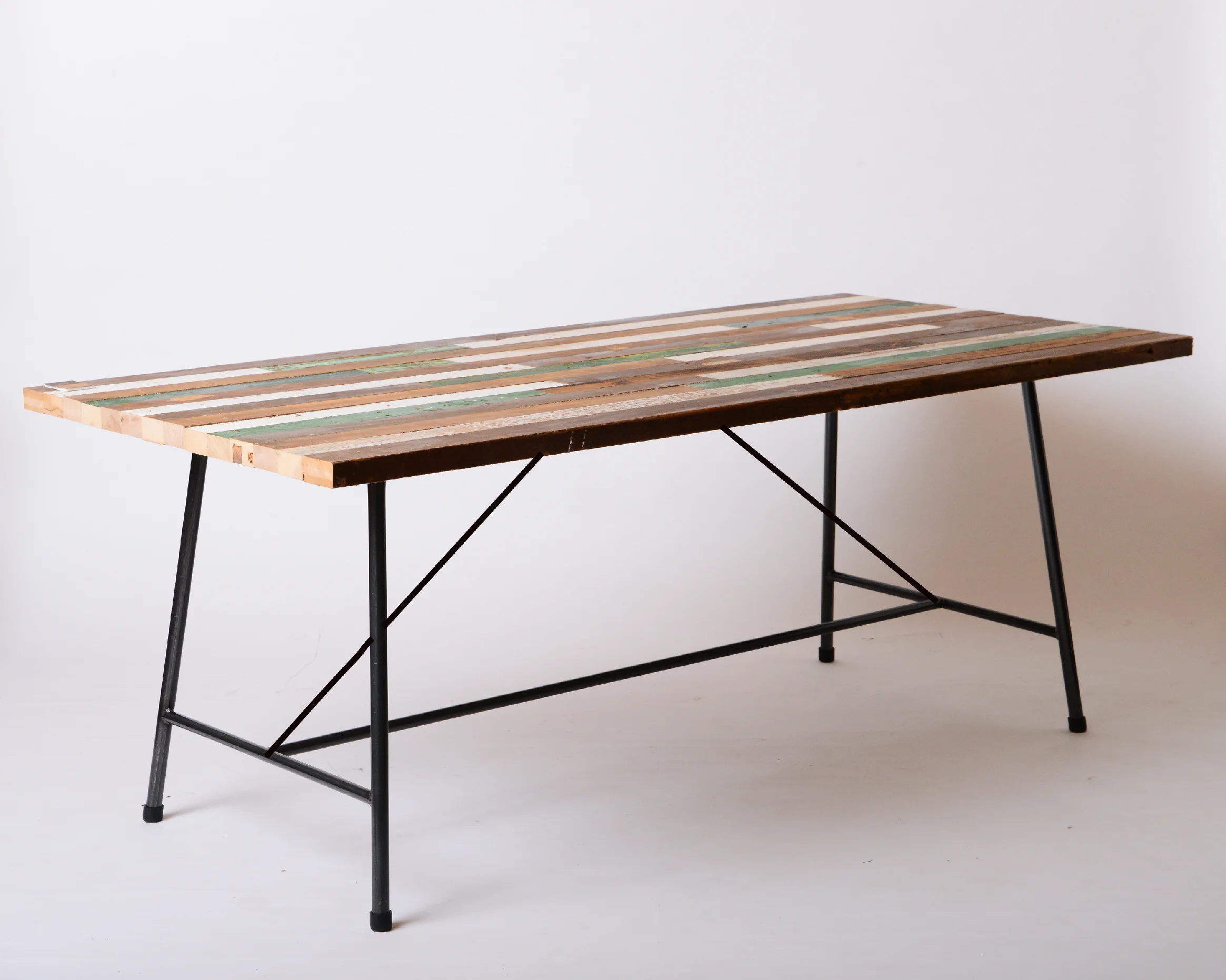 F-04 H dining table 台灣檜木彩面 Size:L150~300xW80~90xH75cm NT 30,000起 (未稅,運費另計)