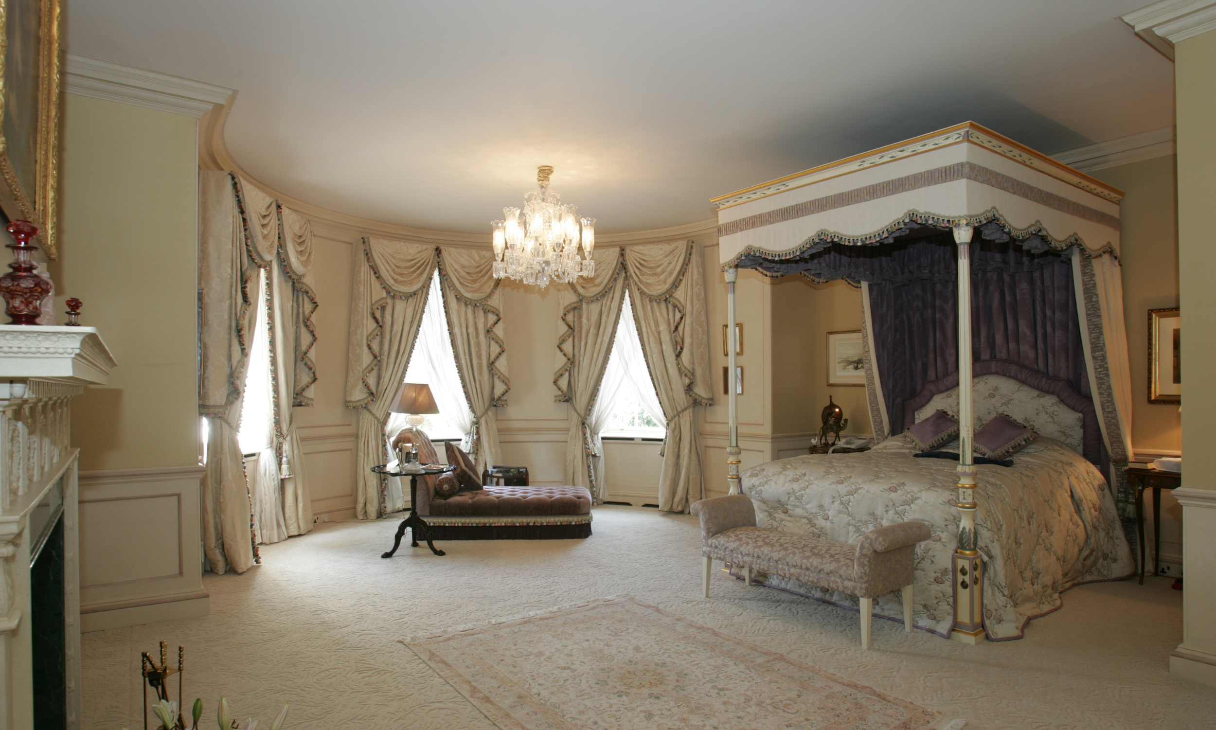 Interior 8.jpg