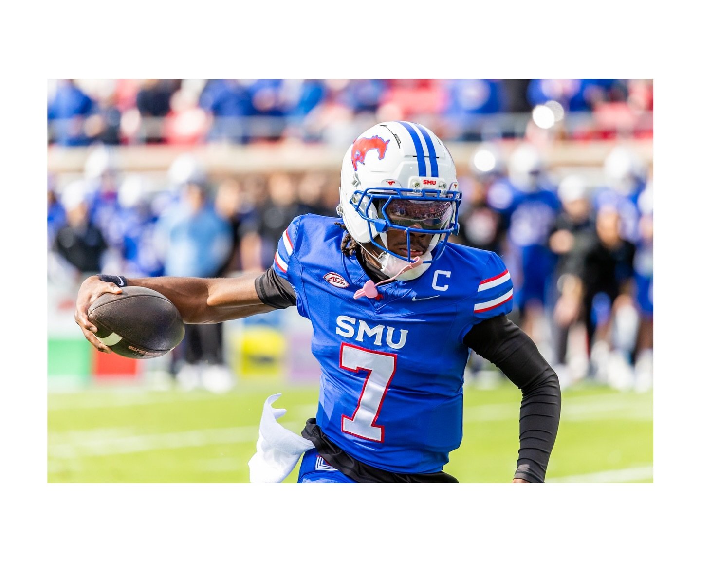 NCAA Football | Louisville vs SMU | November 22, 2025 | Dallas, Texas | &copy;️Mark Fann | @dfwzonemedia 

SMU dominated Louisville 38&ndash;6 in Dallas, with quarterback Kevin Jennings tossing three touchdown passes and running for another, totaling