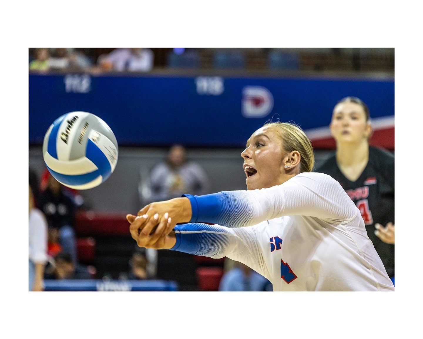 NCAA Women&rsquo;s Volleyball | Syracuse vs SMU | November 23, 2025 | Dallas, Texas | &copy;️Mark Fann | for: @dfwzonemedia 

SMU swept Syracuse 3&ndash;0 in Dallas (25&ndash;15, 25&ndash;19, 25&ndash;14), using a balanced offensive attack and stifli