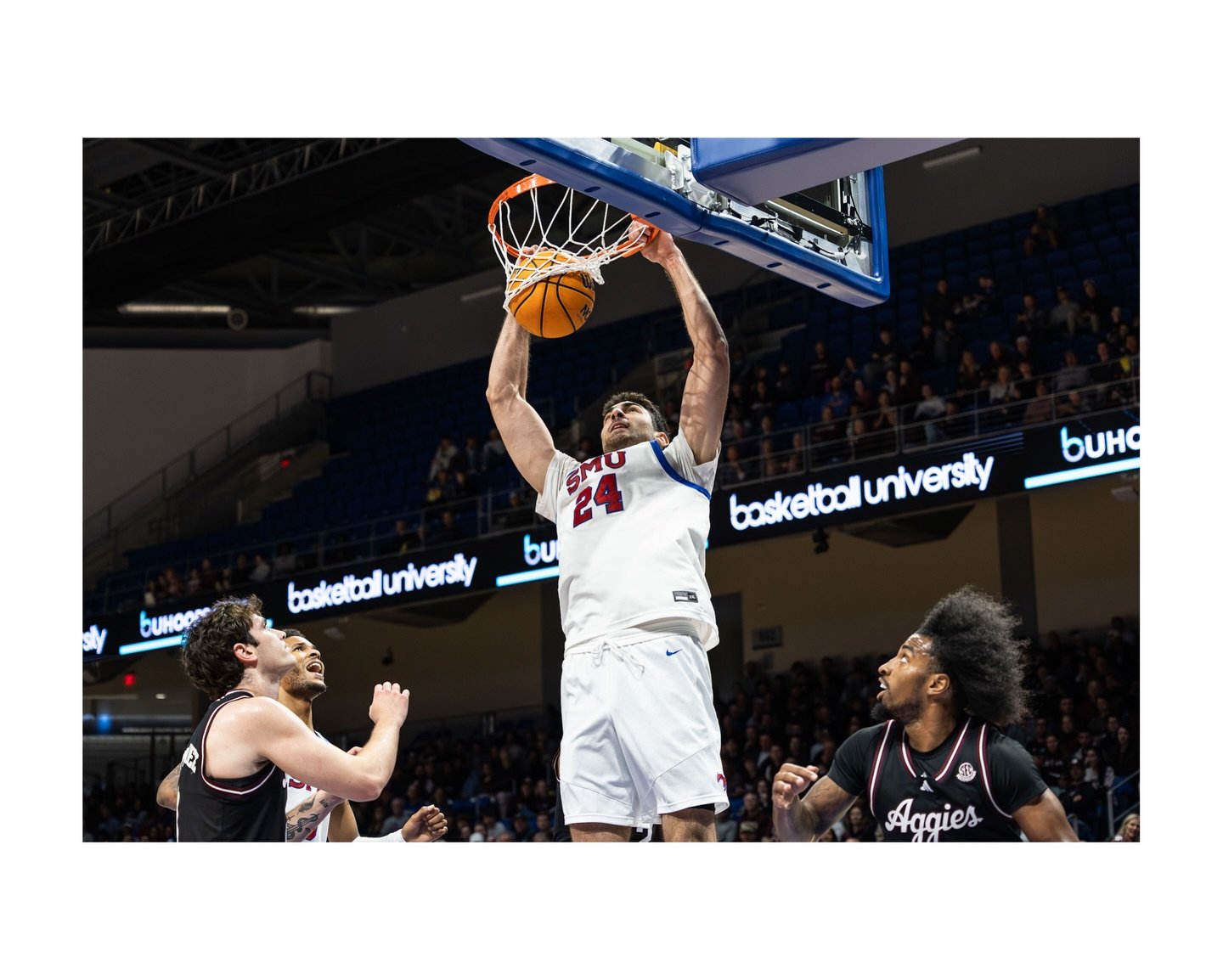 NCAA Men&rsquo;s Basketball | Texas A&amp;M vs SMU | December 07,  2025 | Arlington, Texas | &copy;️Mark Fann

SMU outlasted Texas A&amp;M 93&ndash;80 in overtime in Arlington, powered by a season-high 35 points from Jaron Pierre Jr. The Mustangs nea