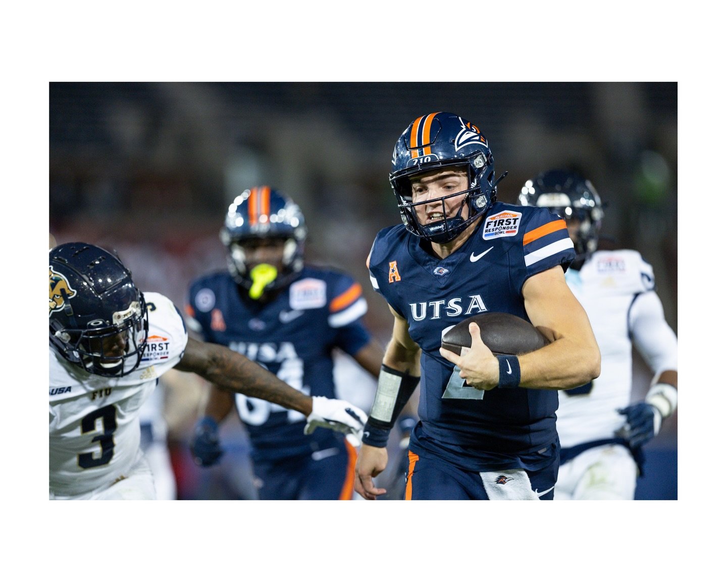 SERVPRO First Responder Bowl | FIU vs UTSA | December 26, 2025 | Dallas, Texas | &copy;️Mark Fann | 📷: for @dfwzonemedia 

@firstresponderbowl @servpro @fiu.football @fiudazzlers @fiucheer @utsasosa @fiuathletics @utsaftbl #FirstResponderBowl #SERVP