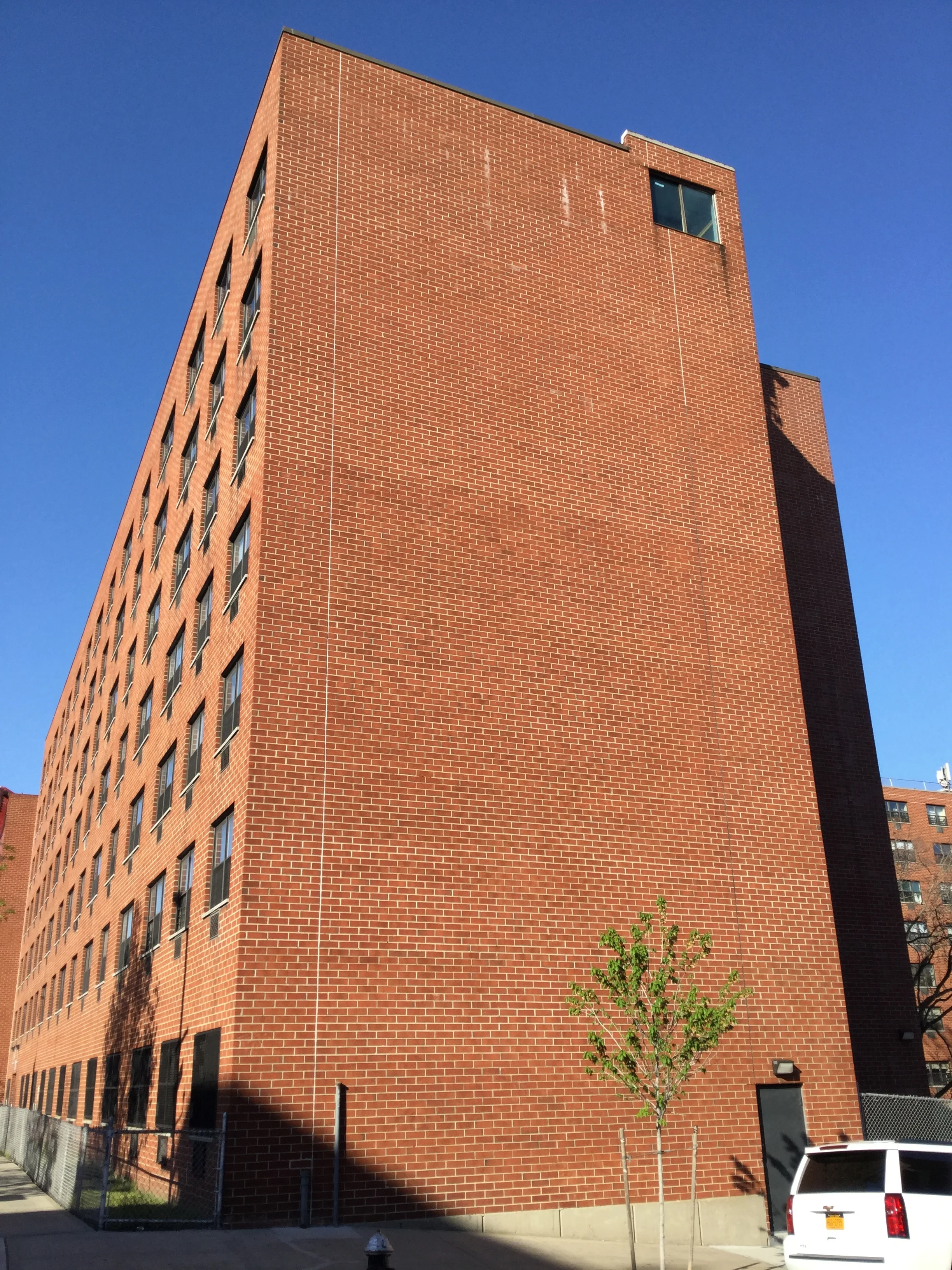 amsterdam and 150th (NE) 1/1