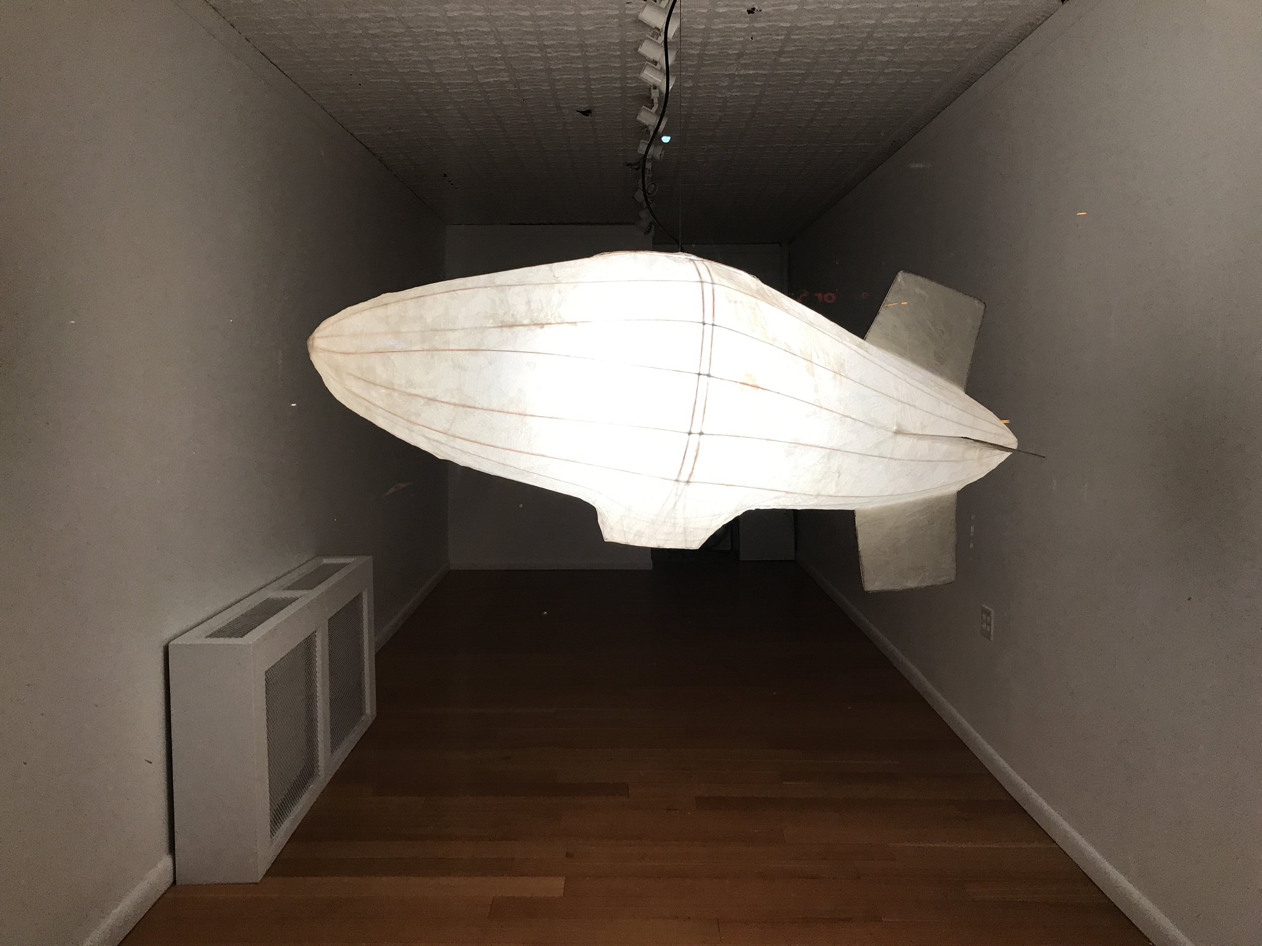 Pedro Villalta: Zeppelin Lamp