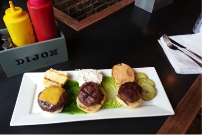 Zdroj foto: Island Burgers and Shakes Facebook.