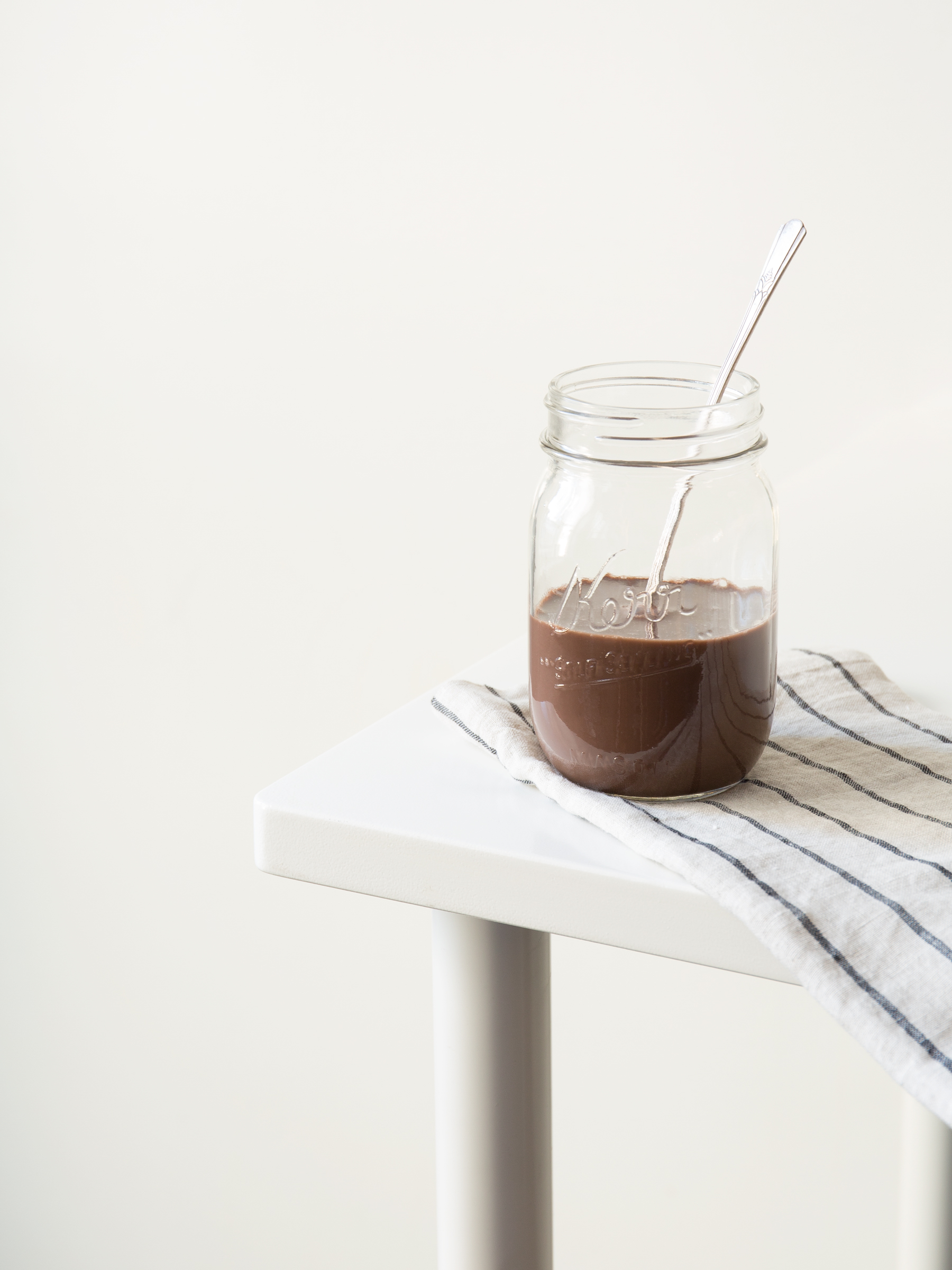 27-PORTABLE-SNACKS_CHOCOLATE-MILK.jpg