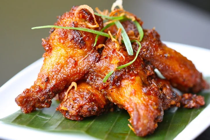 red chili wings