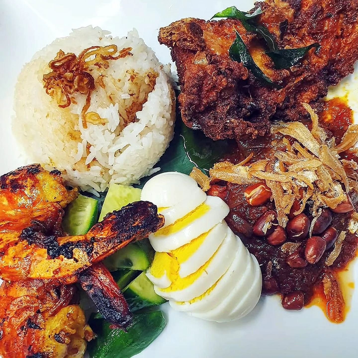TWO lunch weekends left before we're done for the summer season!

Bringing back the ever requested Nasi Lemak this weekend for lunch, Saturday &amp; Sunday, 1pm-4pm.

Malaysia's national dish is made w coconut rice, sambal ikan bilis, egg &amp; mini 