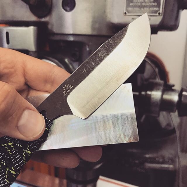 My Shrike got put on duty deburring these extremely accurate aluminum spacers. My Noga is great, but sometimes there&rsquo;s no substitute for a steady hand and a fine blade. #machining #machinist #manualmachining #knife #knifeporn #knifemaker #blade