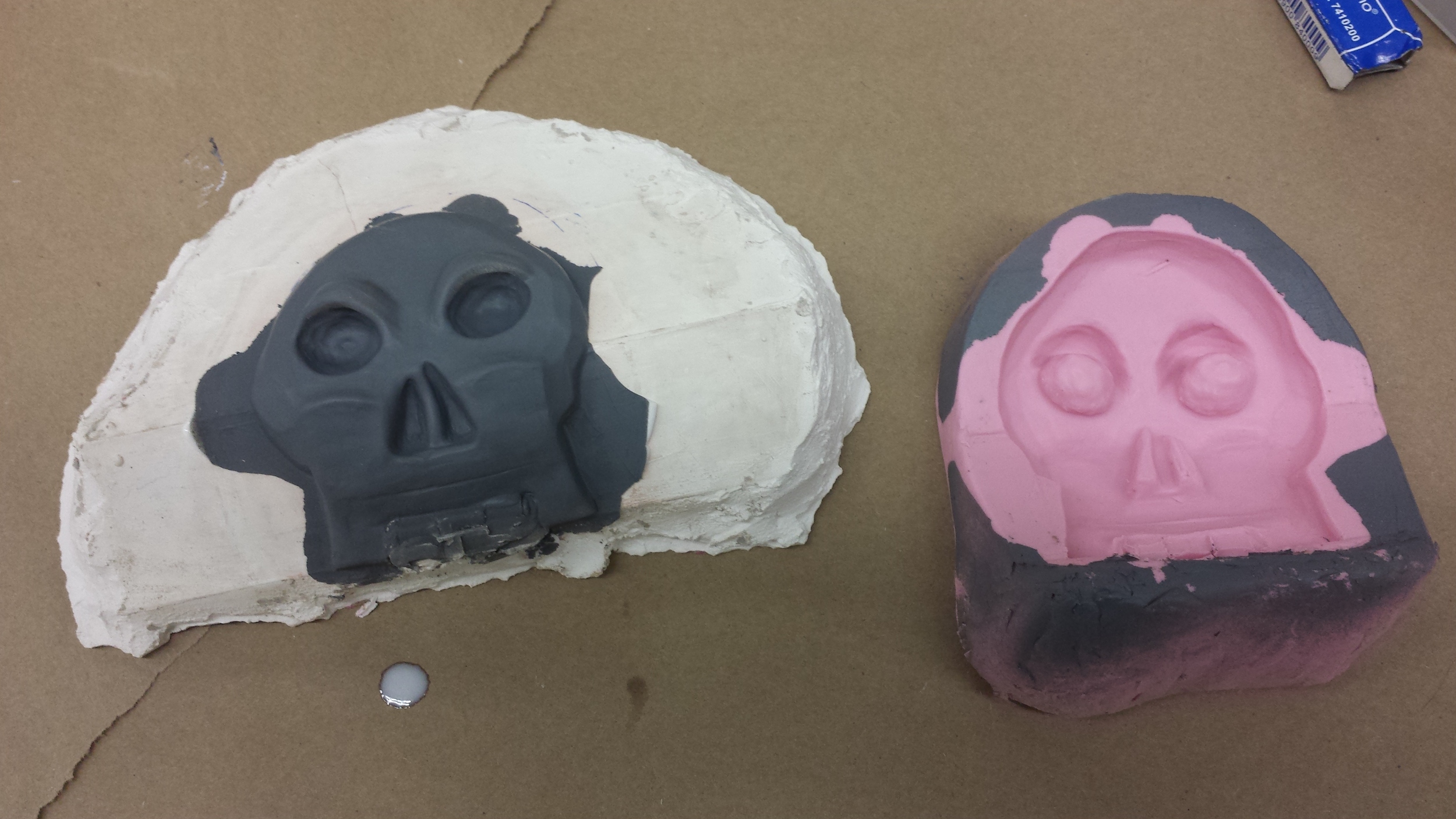  Plastic cast and silicone mold of decorative piece for pirate chest. (2015) 