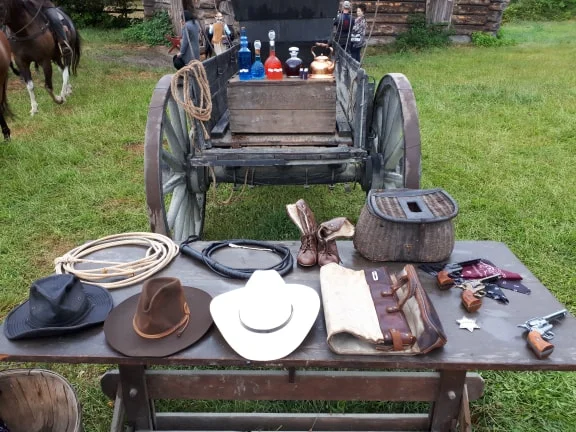 Merchant’s Table, dressed set (Life XP, 2018)