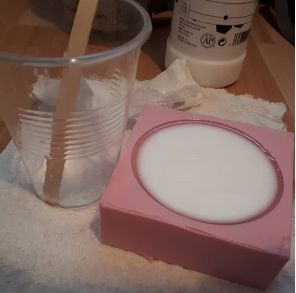 Mold and Pour test for future Life XP season 2 prop. (2018)