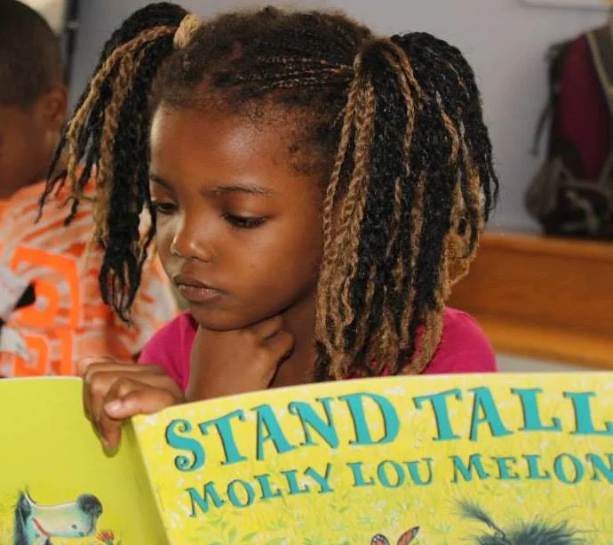 5 Ways to Set (and Achieve) Big Reading Goals