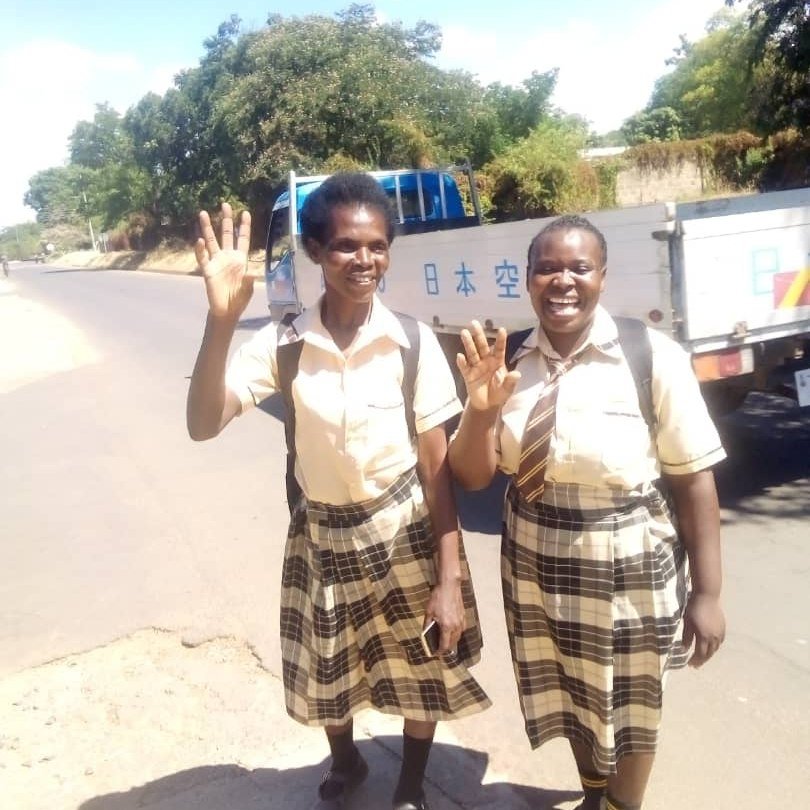 We want to give a special shoutout to these amazing #LitMoms from Zambia! 💫 These incredible women completed our 7 Strengths Curriculum in our LitMoms program and have now gained the courage and confidence to return to school and continue their educ