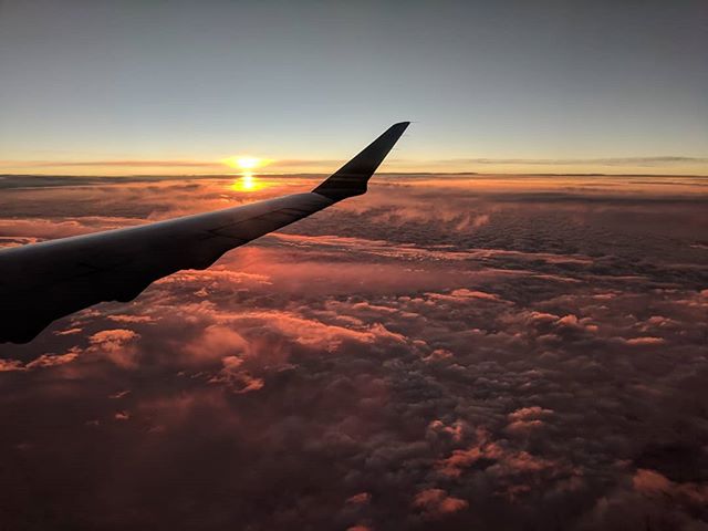 Delayed pic from my last conference trip. Hands down, most beautiful sunny set I've ever seen from above. #sky #flying #nofilter