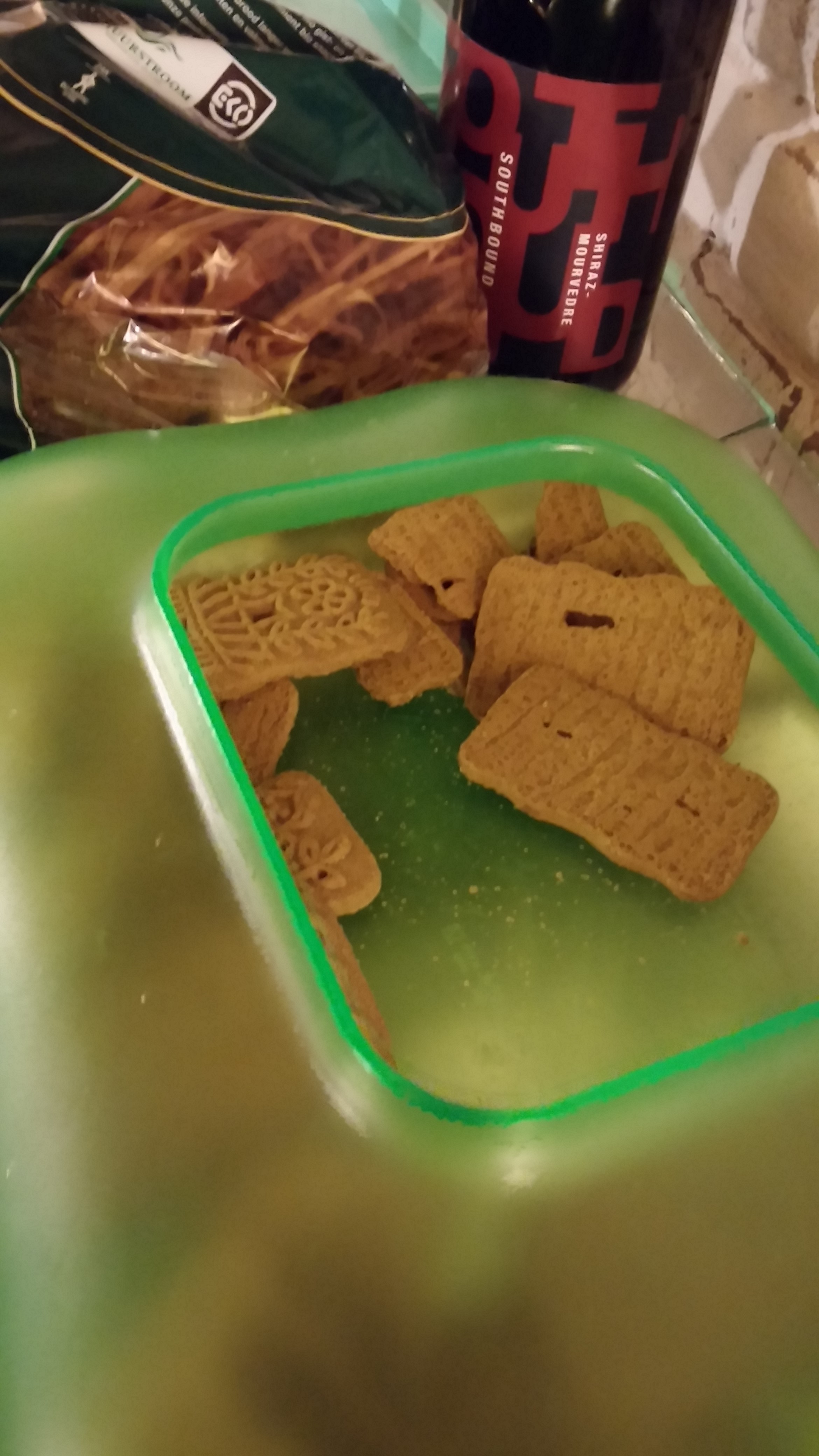 Delicious cookies. In a funky green cookie box.