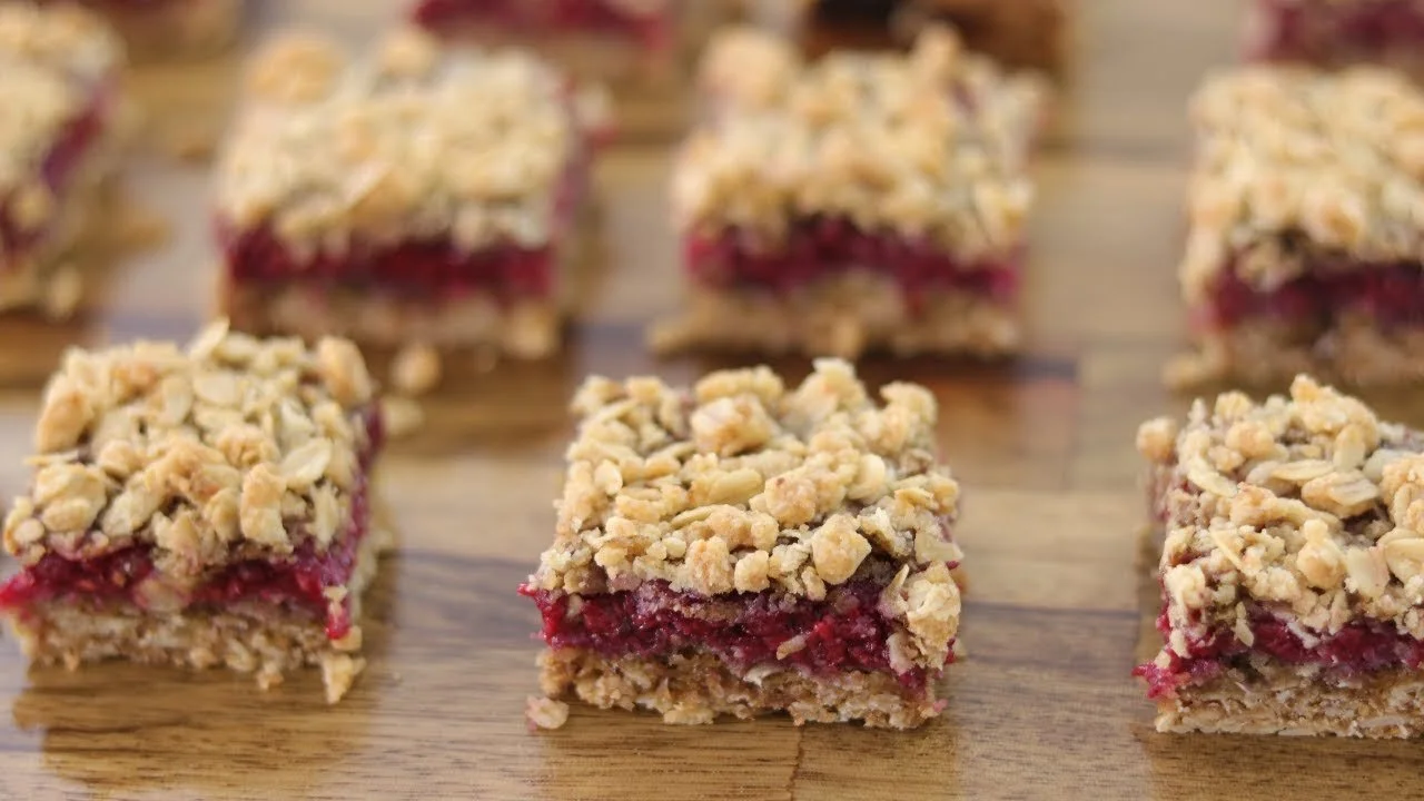 Raspberry bars.jpg