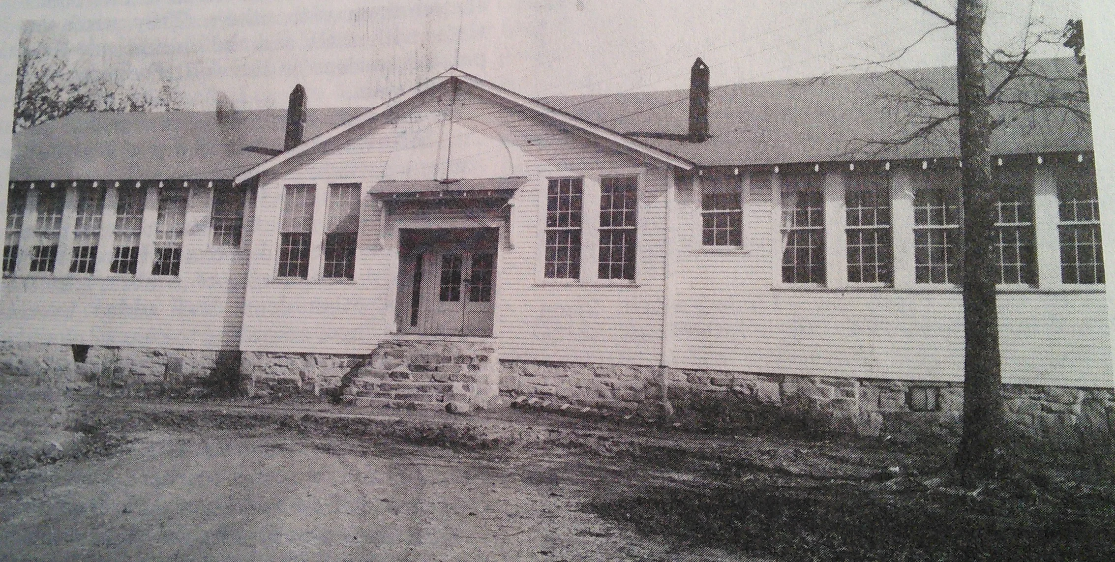 The History of Fentress County, Tennessee , by The Fentress County Historical Society, 1987 lists this building as the Clarkrange Elementary and High School 1926 - 1952. However, those dates do not correspond to the building dates given elsewhere in that book, and students of that day recognize this building as the Elementary school.