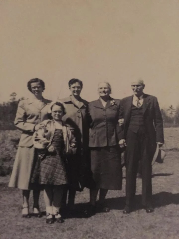 5 Generation Photo similar to Clyde's memory. This includes his sister, neice, mother, grandmother and great-grandfather. L-R: June Howard, Tommie Jean Howard, Stacie Whittaker, Ida Key, Daniel Todd