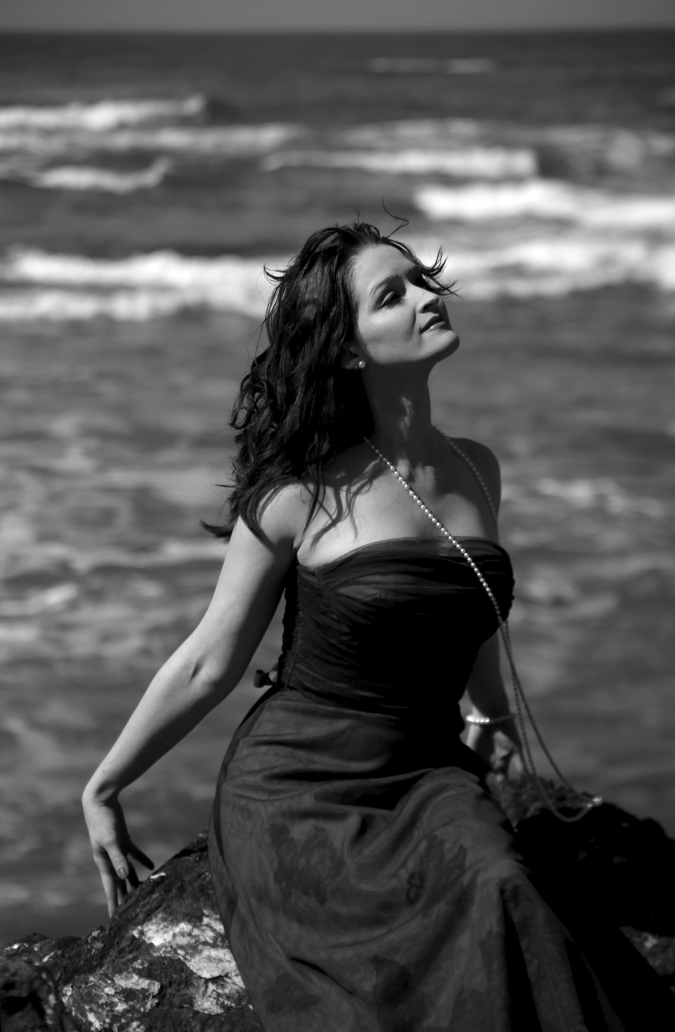 SeannaRock1B&W.jpg
