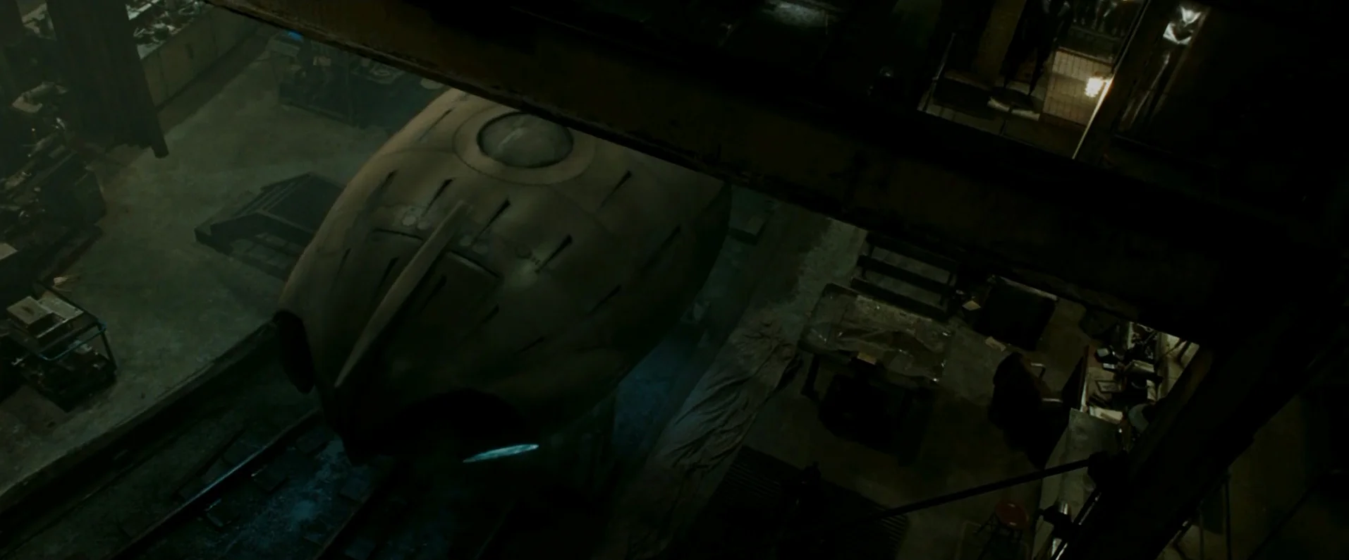 Watchmen (2009) Property of Warner Bros. Painted
color, spec, displacement and isolation maps for the Owl Ship. All maps
painted at 4K. Lookdev by Geoff
Pedder
