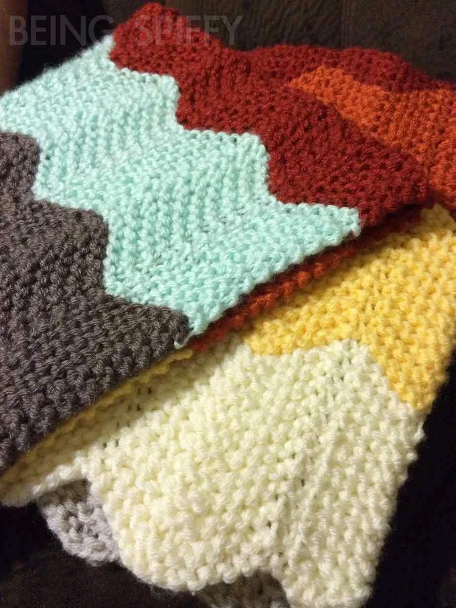 chevron_baby_blanket_folded.jpg