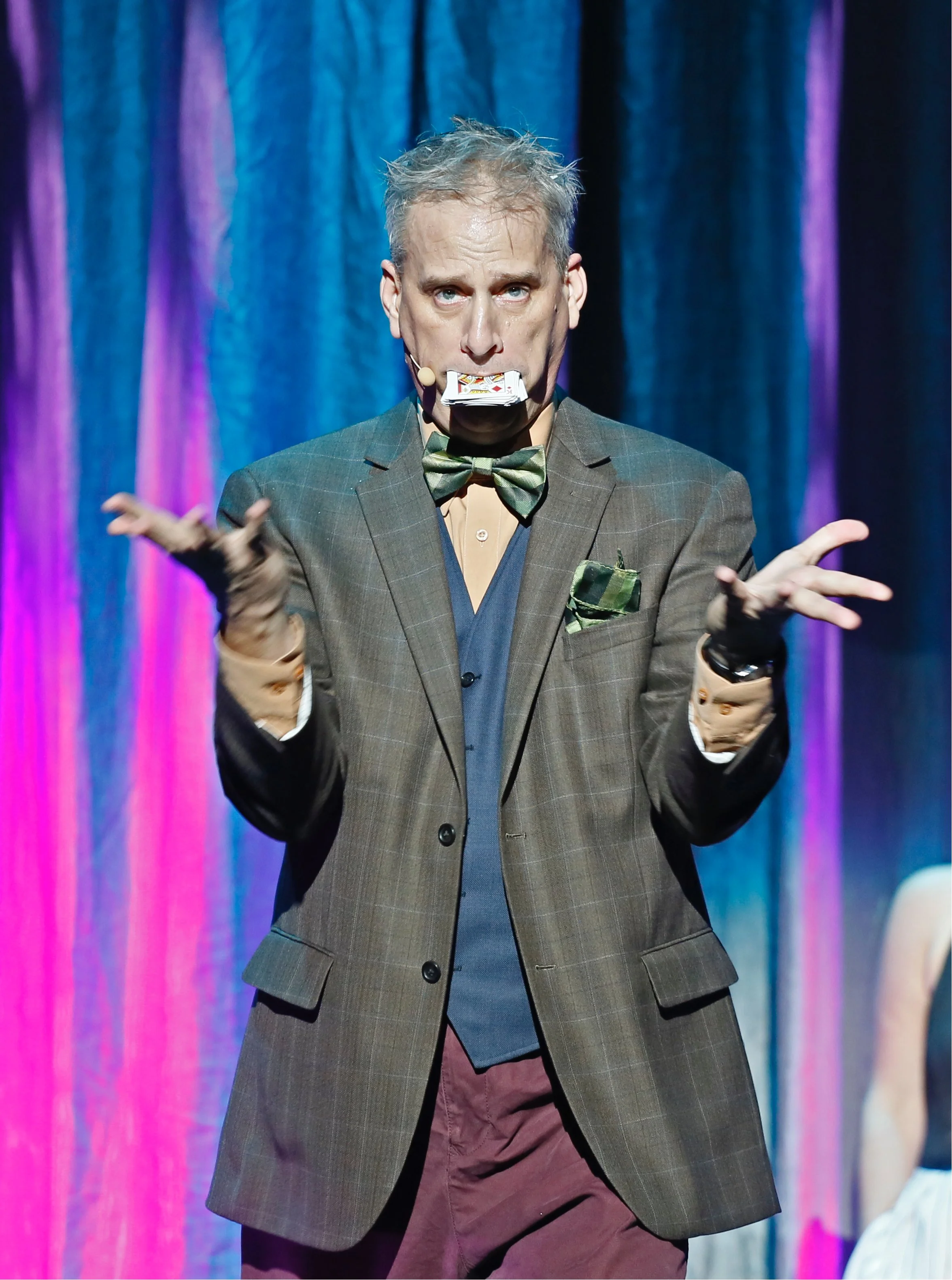 Willy Cards in Mouth.jpg
