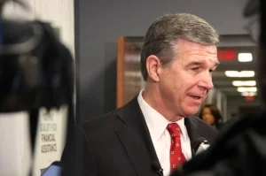 Gov Cooper 3.jpg
