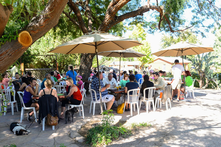 Morning Glory Café. Photo source: thefarmatsouthmountain.com