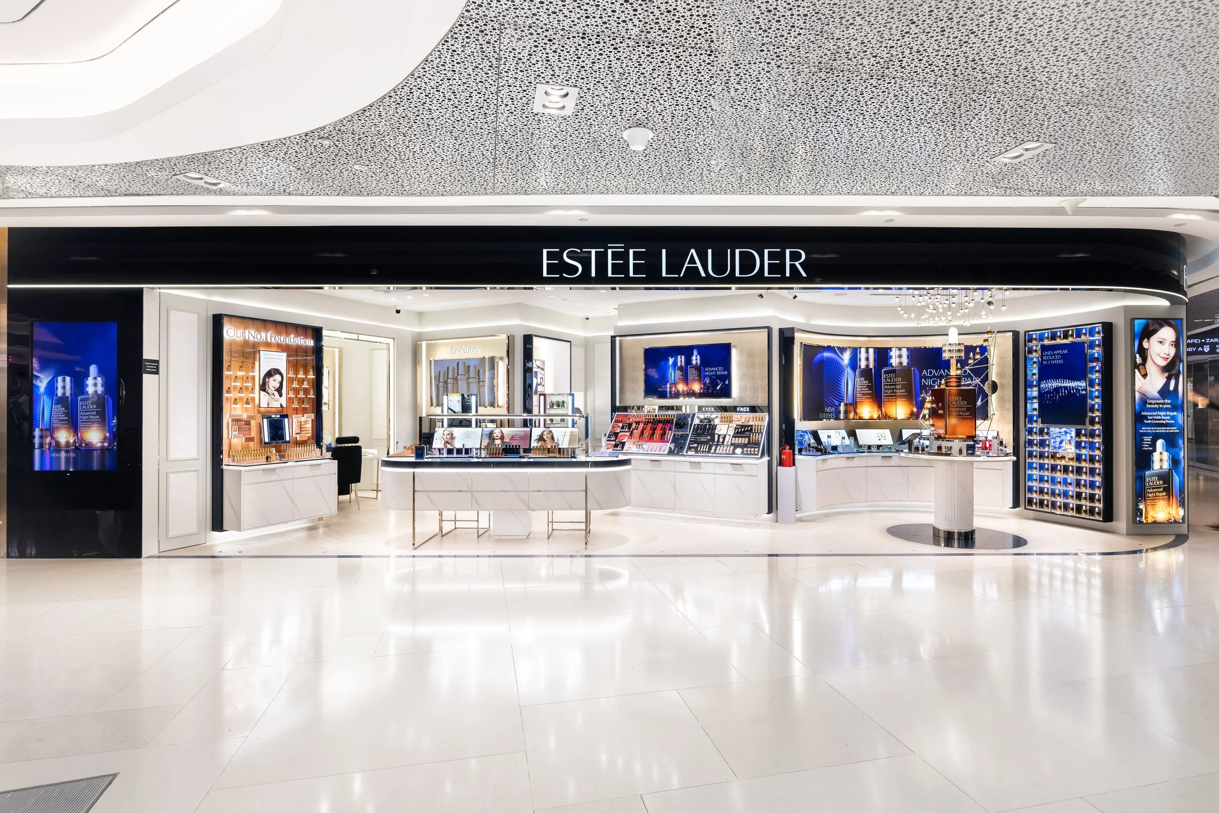 Singapore_FSS_ION Paragon 2.jpg