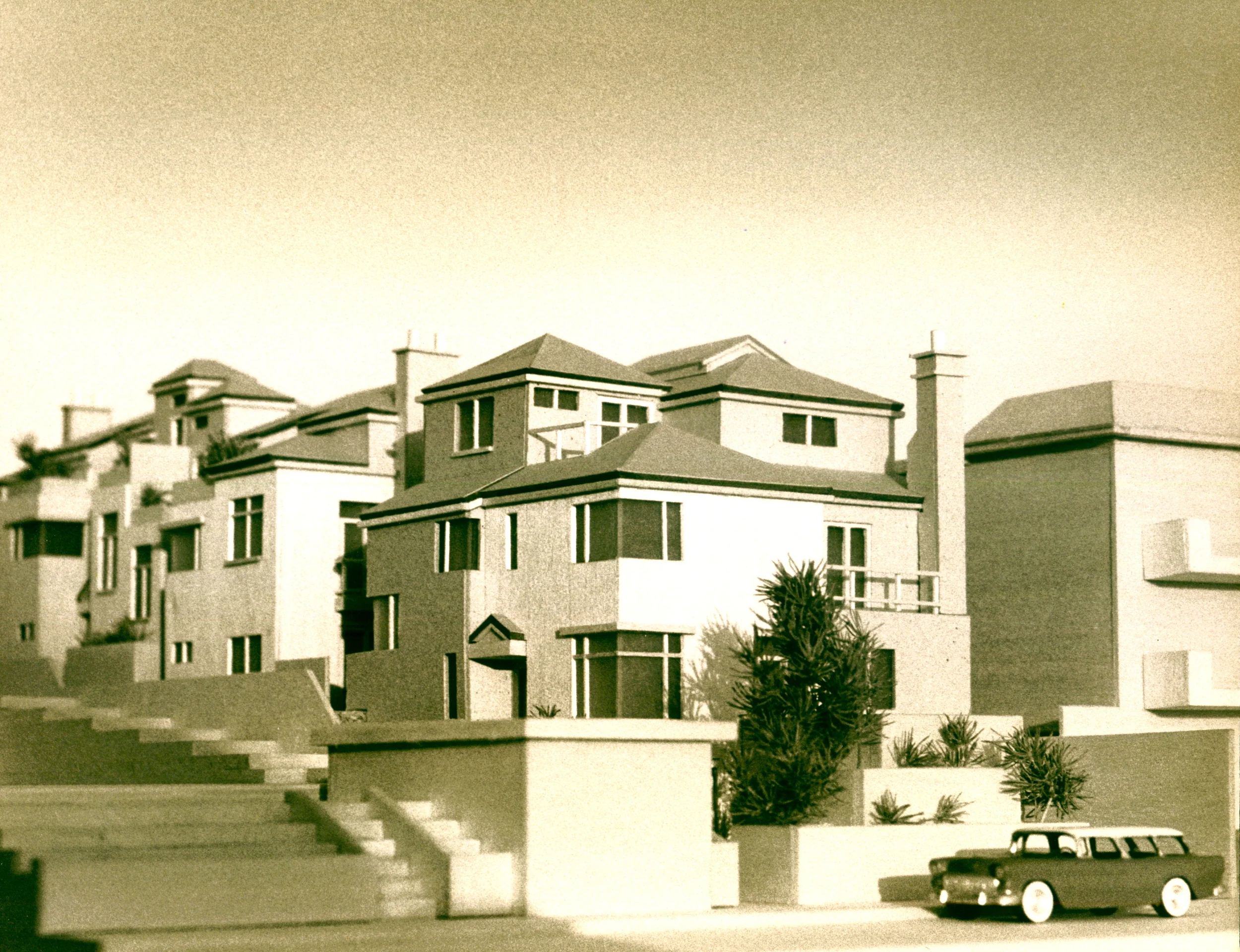 2719condo2.jpg