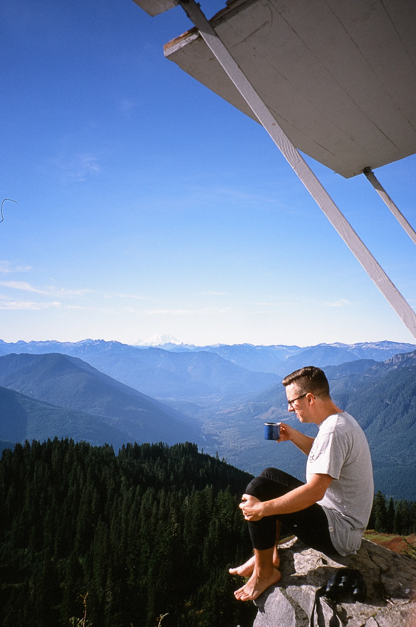 Waking up on top of a mountain & sipping coffee in the sun has to be one of life's greatest little pleasures
