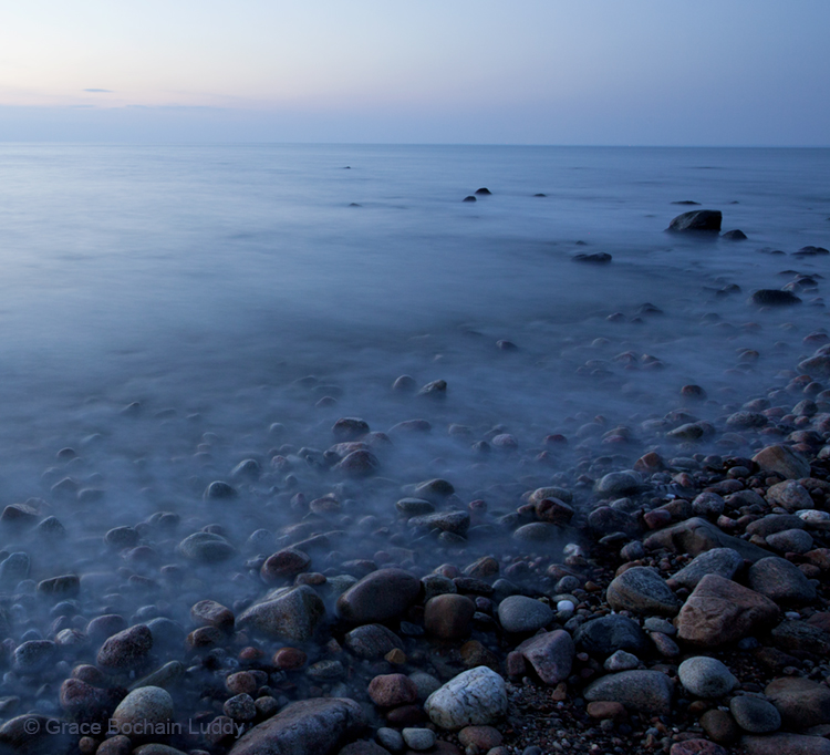 This is taken after sunset, really in the dark. When there is no light in photography, you just need to set up, use a tripod, keep your shutter open, and wait.