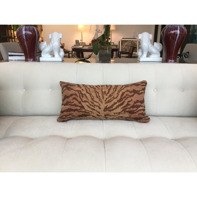 kravet-bronze-tiger-chenille-lumbar-pillow-8469.jpeg