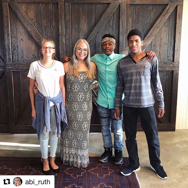 We love Tuesday nights and the group of mentors and mentees that continue to build positive and healthy relationships with one another. Congratulations to these kids on this milestone! #TMProjectMentorMoment #MentorMoment #Mentor #TMProject #TMPOKC #TMP #TheMentoringProject #EveryChildDeservesAMentor
#Repost @abi_ruth with @get_repost
・・・
Every Tuesday night, my heart is filled to overflowing by hanging out with a bunch of cool middle schoolers (and a few high schoolers who have stuck with us 😊). Tonight, these three stellar teens are graduating from our program. They’re each impressive in their unique skills and personalities. One thing they all have in common is a kind heart! I’m so thankful I’ve had a chance to hang with them the past few years. And I’m looking forward to watching each of them thrive in the future!