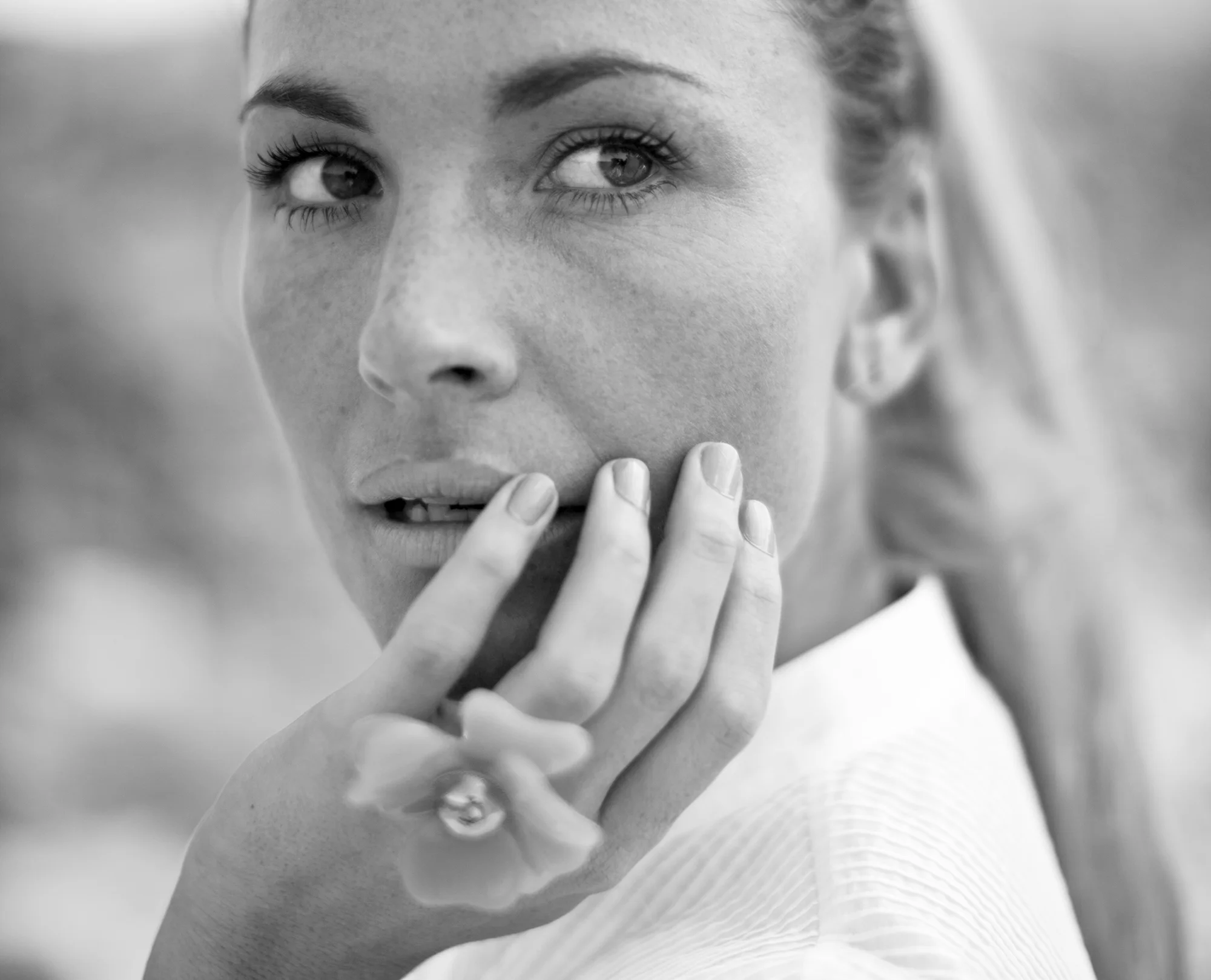 Extras01_796crop.jpg