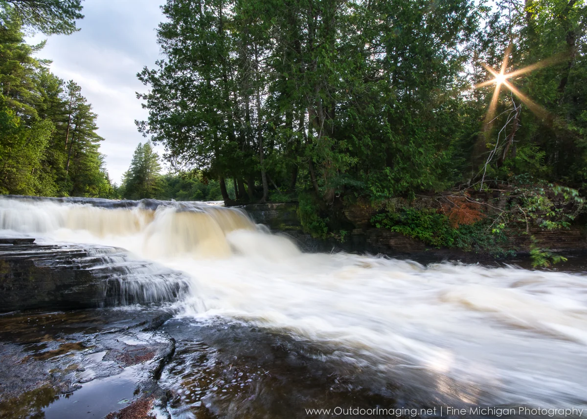 Tahquamenon Falls: It&#x27;s a (tourist) Trap!!!