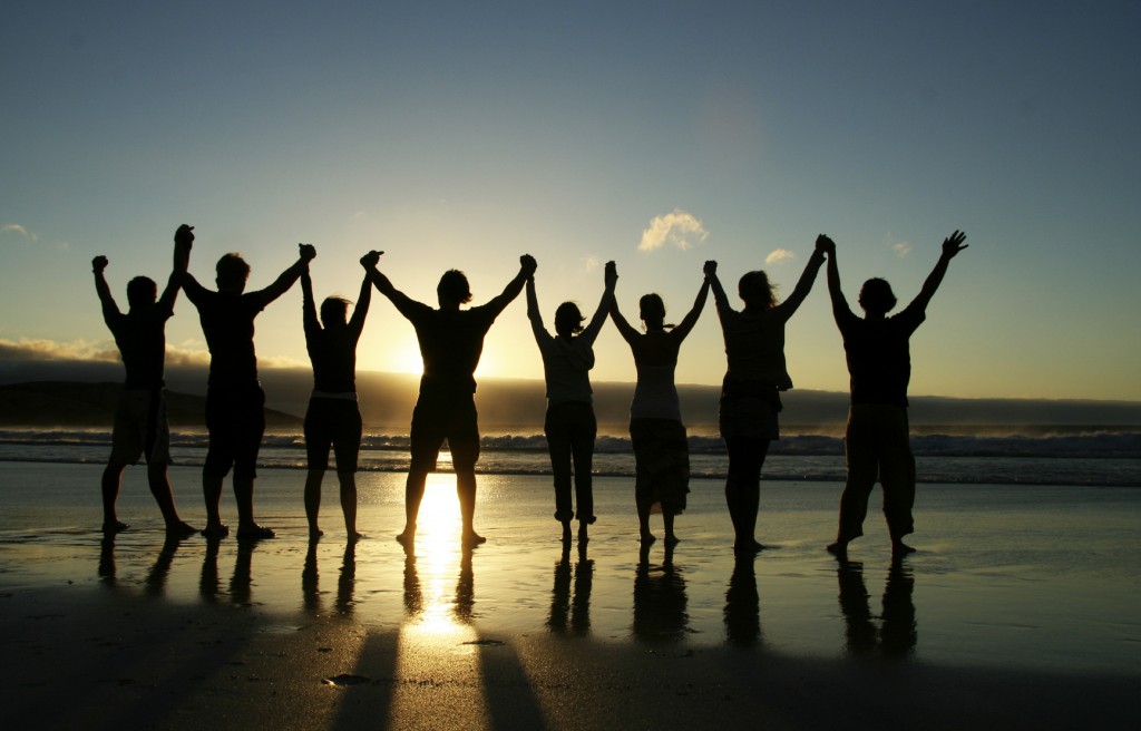 holding-hands-on-beach-1024x656.jpg