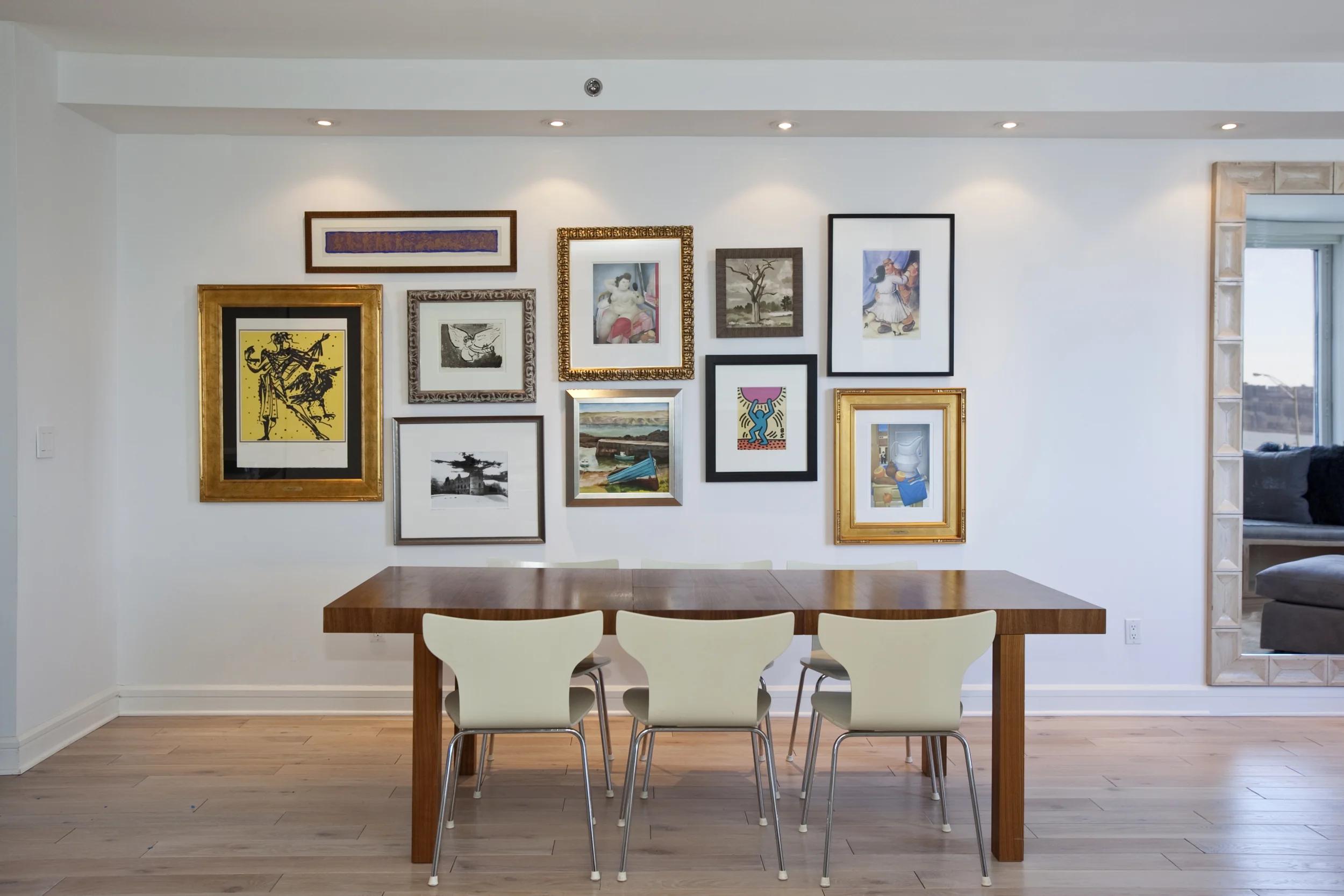 DiningArea.jpg