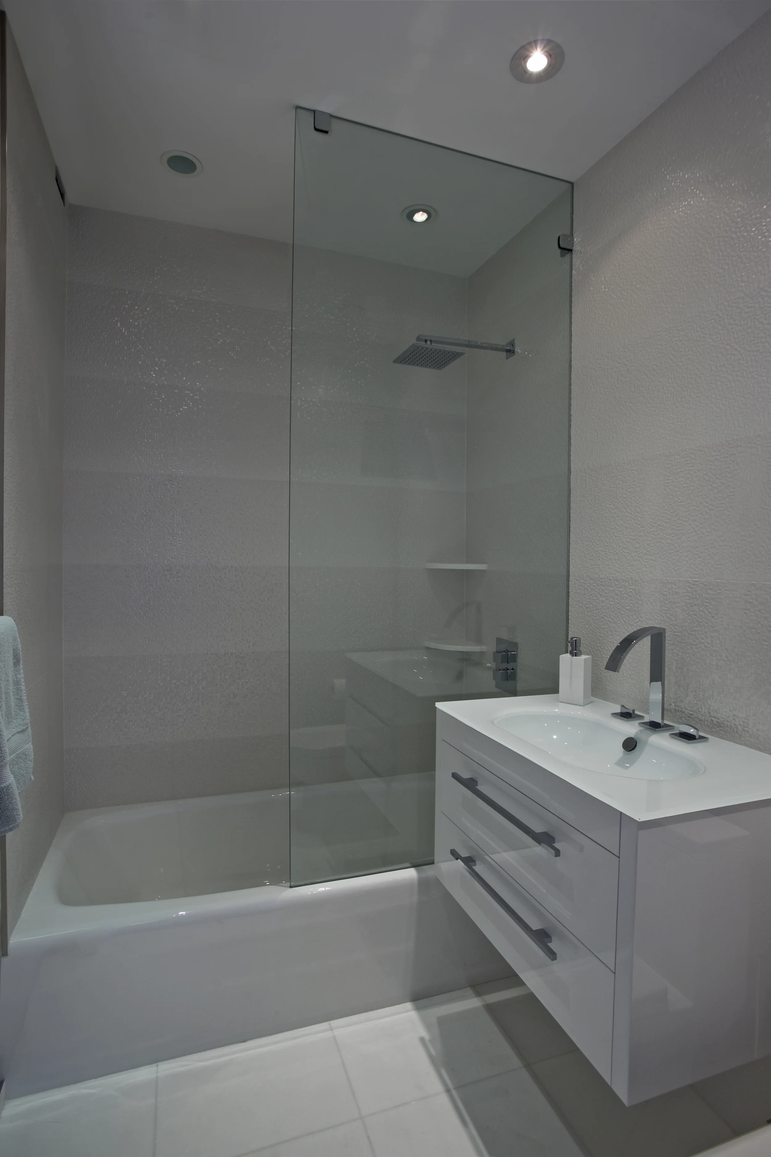 Bathroom1-Alt.jpg