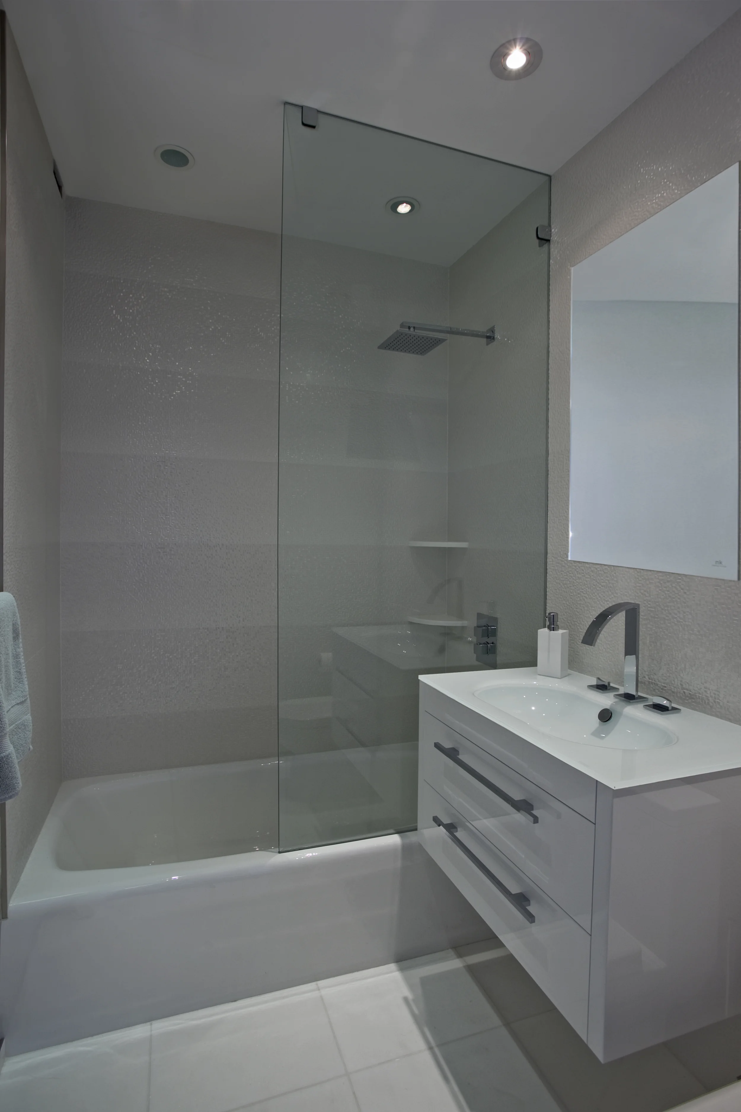 Bathroom1-Alt_WithMirror.jpg