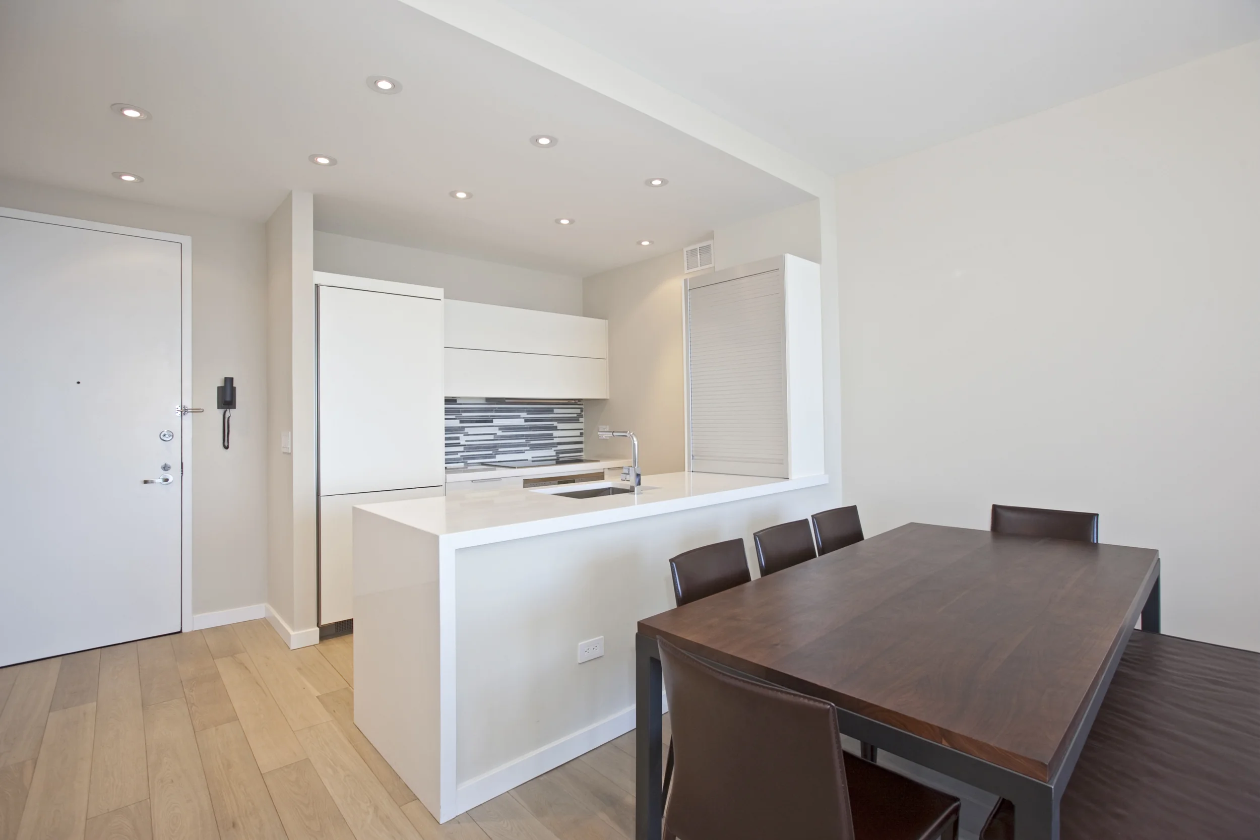 Kitchen1.jpg