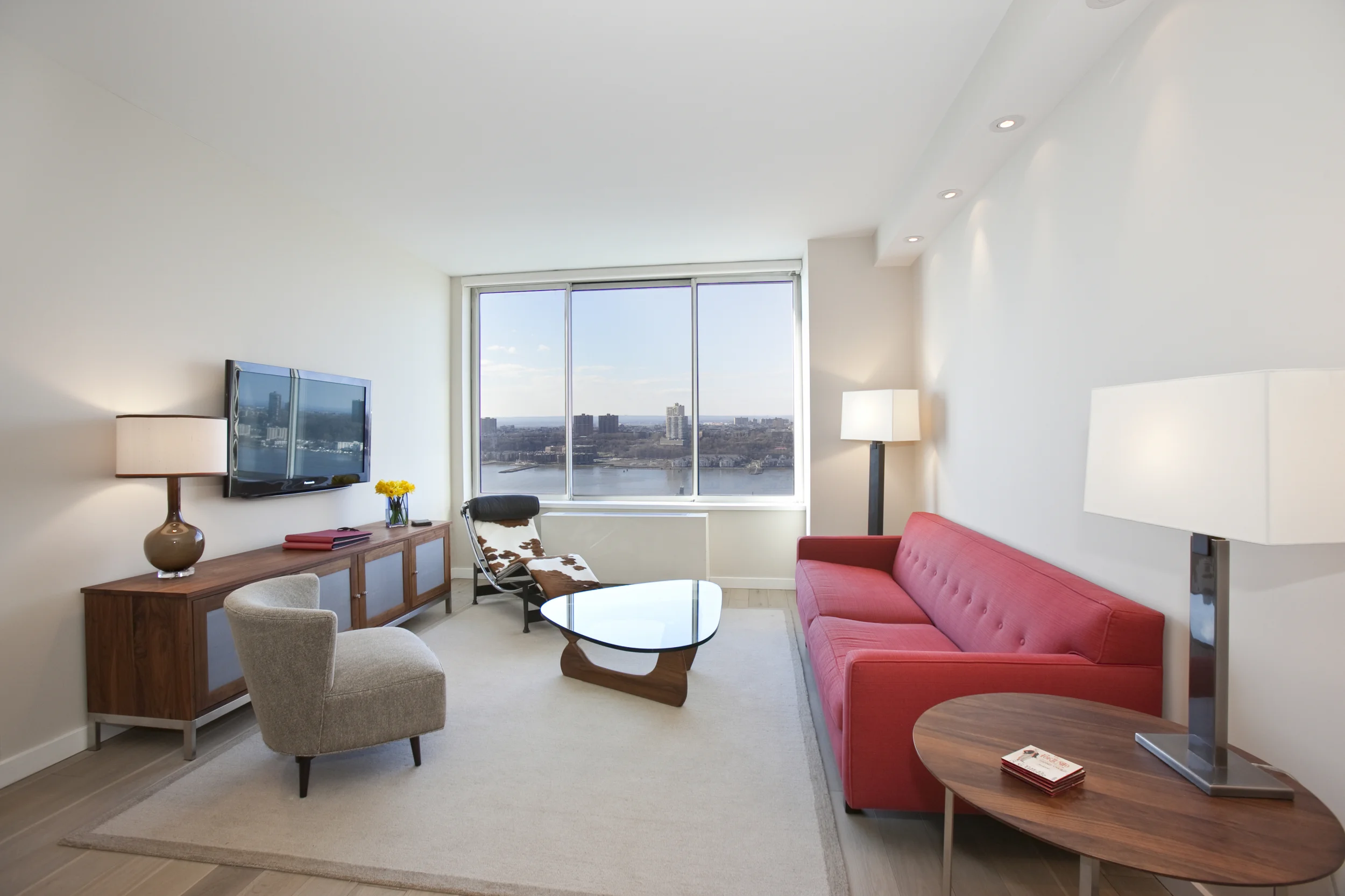 LivingRoom3.jpg