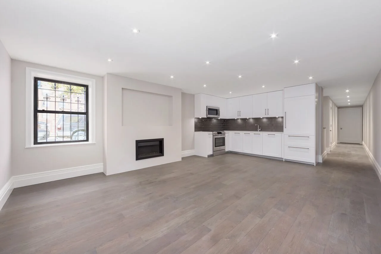 215_Clinton_Avenue_TH_HIGH RES_0013_preview.jpeg